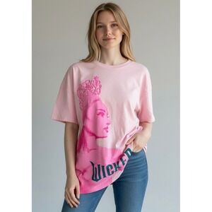 NEW Wicked Glinda The Good Witch Medium Graphic T-Shirt Pink Oversized Tee